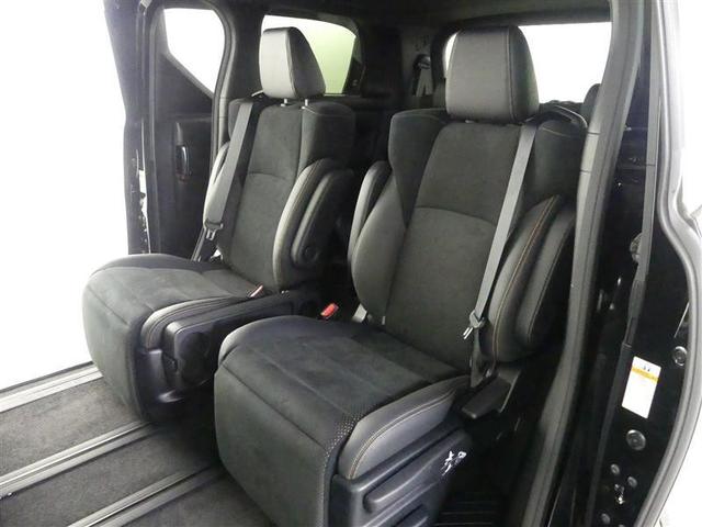 アルファード ２．５Ｓ　タイプゴールド　フルセグ　メモリーナビ　ＤＶＤ再生　バックカメラ　衝突被害軽減システム　ＥＴＣ　両側電動スライド　ＬＥＤヘッドランプ　乗車定員７人　３列シート　ワンオーナー　アイドリングストップ（14枚目）