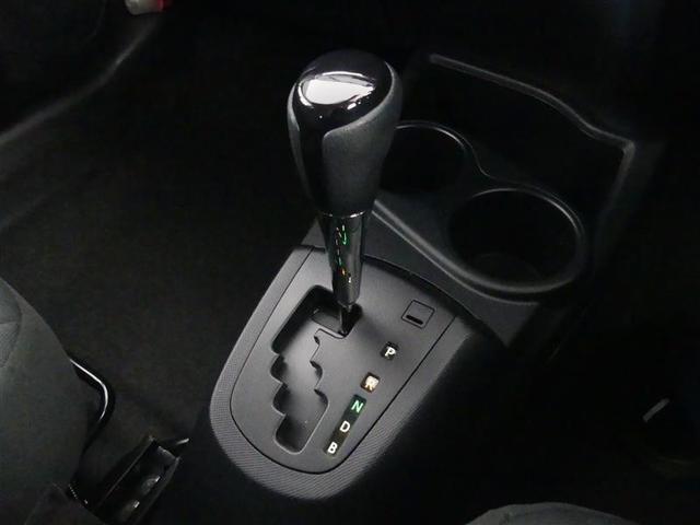 アクア Ｓスタイルブラック　フルセグ　メモリーナビ　ＤＶＤ再生　バックカメラ　衝突被害軽減システム　ＥＴＣ　ＬＥＤヘッドランプ　ワンオーナー　フルエアロ（21枚目）