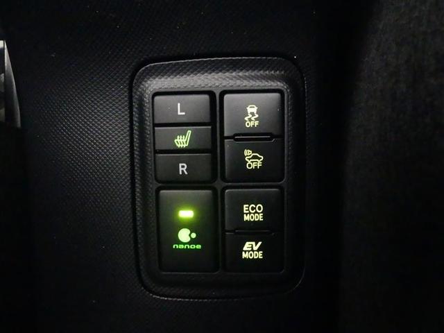 アクア Ｓスタイルブラック　フルセグ　メモリーナビ　ＤＶＤ再生　バックカメラ　衝突被害軽減システム　ＥＴＣ　ＬＥＤヘッドランプ　ワンオーナー　フルエアロ（22枚目）