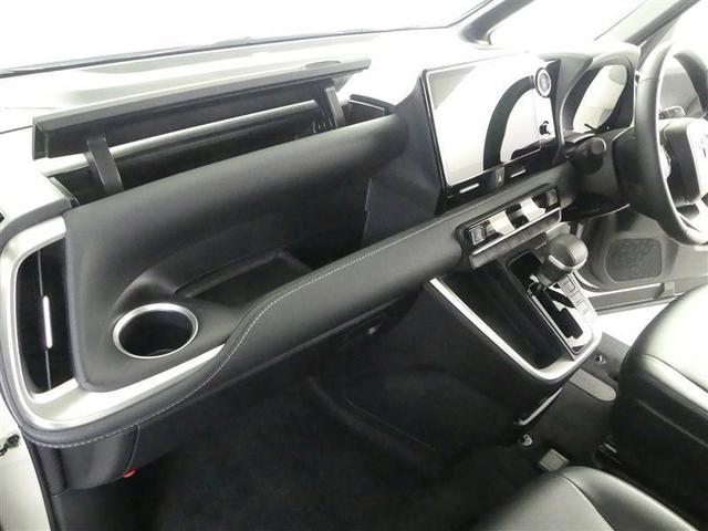 ノア Ｓ－Ｚ　フルセグ　メモリーナビ　ＤＶＤ再生　バックカメラ　衝突被害軽減システム　ＥＴＣ　ドラレコ　両側電動スライド　ＬＥＤヘッドランプ　乗車定員７人　３列シート　ワンオーナー（30枚目）