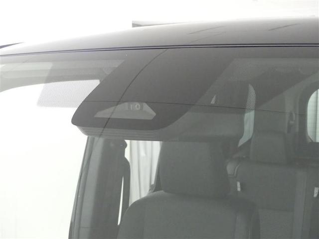 ノア ハイブリッドＧ　フルセグ　メモリーナビ　ＤＶＤ再生　バックカメラ　衝突被害軽減システム　ＥＴＣ　両側電動スライド　ＬＥＤヘッドランプ　乗車定員８人　３列シート（9枚目）