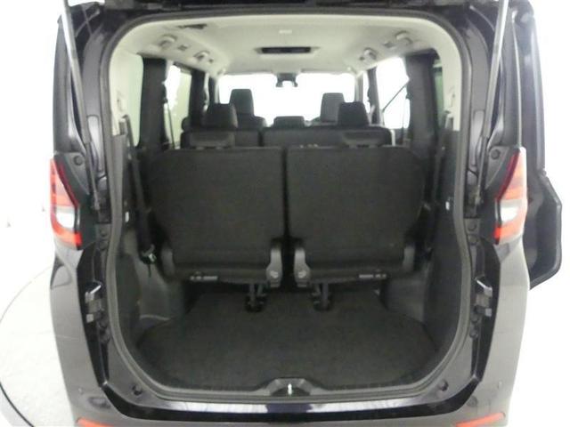 ノア ハイブリッドＧ　フルセグ　メモリーナビ　ＤＶＤ再生　バックカメラ　衝突被害軽減システム　ＥＴＣ　両側電動スライド　ＬＥＤヘッドランプ　乗車定員８人　３列シート（28枚目）