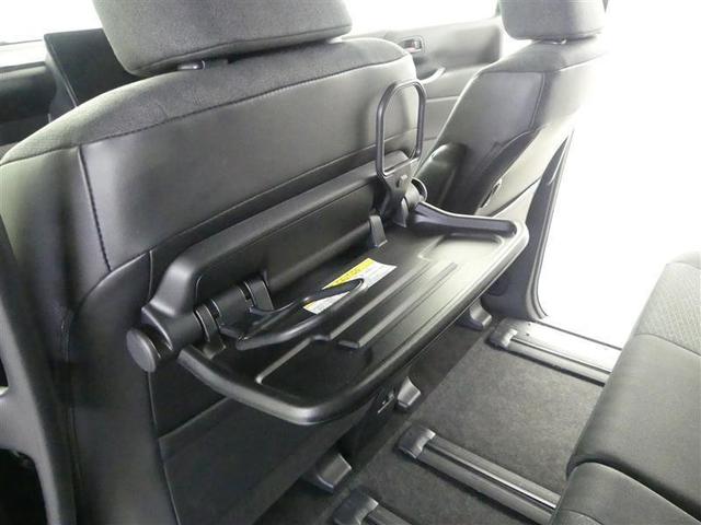 ノア ハイブリッドＧ　フルセグ　メモリーナビ　ＤＶＤ再生　バックカメラ　衝突被害軽減システム　ＥＴＣ　両側電動スライド　ＬＥＤヘッドランプ　乗車定員８人　３列シート（29枚目）