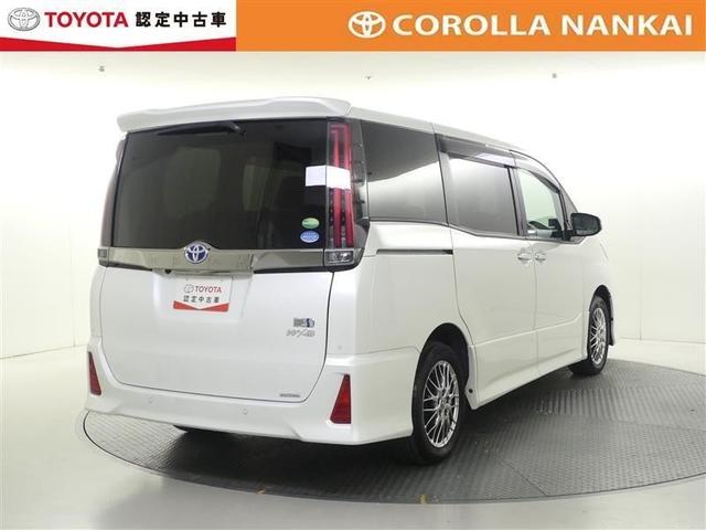 ノア ハイブリッドＳｉ　ダブルバイビーＩＩＩ　フルセグ　メモリーナビ　ＤＶＤ再生　後席モニター　バックカメラ　衝突被害軽減システム　ＥＴＣ　両側電動スライド　ＬＥＤヘッドランプ　乗車定員７人　３列シート　ワンオーナー　フルエアロ（3枚目）