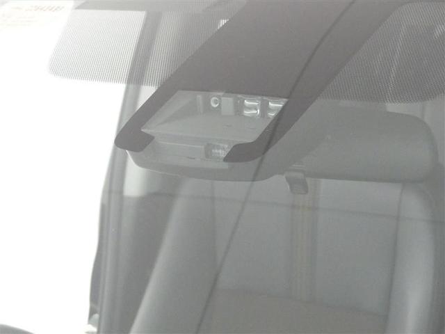 シエンタ Ｇ　クエロ　フルセグ　メモリーナビ　ＤＶＤ再生　バックカメラ　衝突被害軽減システム　ＥＴＣ　両側電動スライド　ＬＥＤヘッドランプ　乗車定員７人　３列シート　ワンオーナー　アイドリングストップ（9枚目）