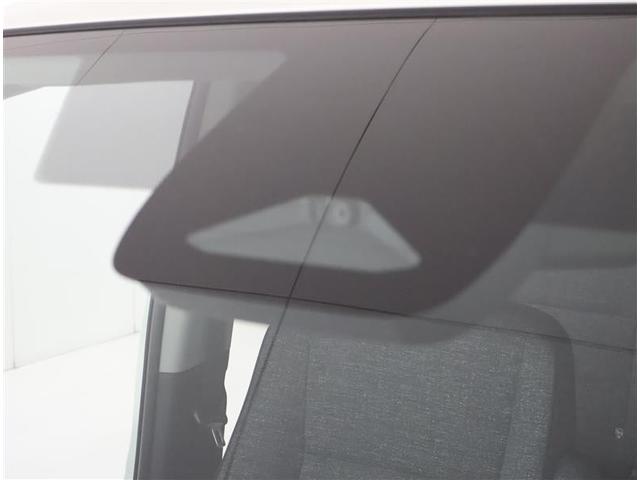 シエンタ ハイブリッドＺ　フルセグ　メモリーナビ　バックカメラ　衝突被害軽減システム　ＥＴＣ　ドラレコ　両側電動スライド　ＬＥＤヘッドランプ　ワンオーナー（9枚目）