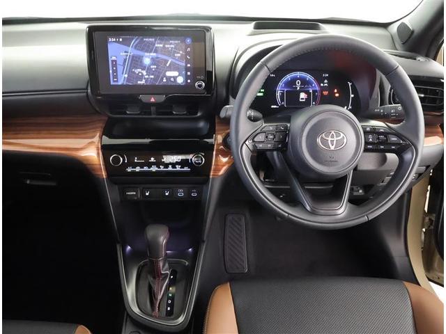 ヤリスクロス ハイブリッドＺ　アドベンチャー　フルセグ　メモリーナビ　バックカメラ　衝突被害軽減システム　ＥＴＣ　ＬＥＤヘッドランプ　ワンオーナー（4枚目）