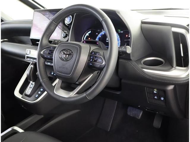 ノア ハイブリッドＳ－Ｚ　フルセグ　メモリーナビ　ＤＶＤ再生　後席モニター　バックカメラ　衝突被害軽減システム　ＥＴＣ　両側電動スライド　ＬＥＤヘッドランプ　乗車定員７人　３列シート　ワンオーナー（28枚目）