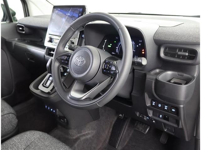 シエンタ ハイブリッドＺ　フルセグ　メモリーナビ　バックカメラ　衝突被害軽減システム　ＥＴＣ　両側電動スライド　ＬＥＤヘッドランプ　３列シート　ワンオーナー（13枚目）