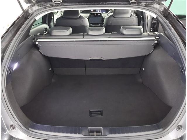 プリウス Ｓツーリングセレクション　フルセグ　メモリーナビ　ＤＶＤ再生　バックカメラ　衝突被害軽減システム　ＥＴＣ　ＬＥＤヘッドランプ　フルエアロ（13枚目）