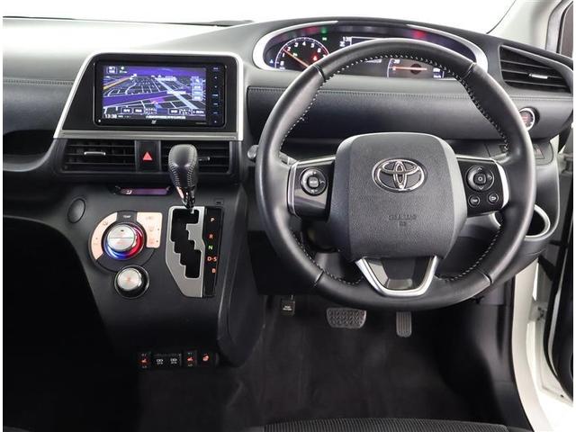 シエンタ Ｇ　セーフティーエディション　フルセグ　メモリーナビ　ＤＶＤ再生　バックカメラ　衝突被害軽減システム　両側電動スライド　ＬＥＤヘッドランプ　乗車定員７人　３列シート　アイドリングストップ（4枚目）