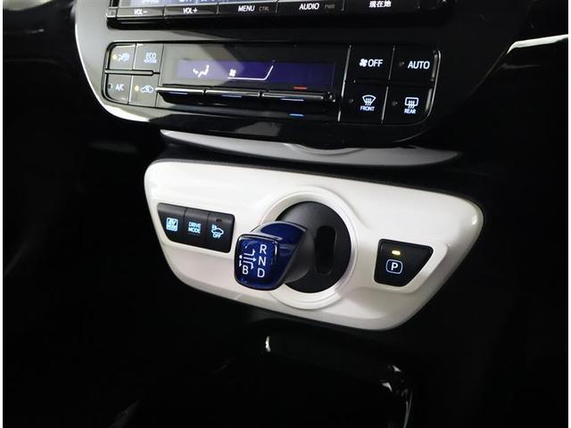 プリウス Sセーフティプラス フルセグ メモリーナビ DVD再生 バックカメラ 衝突被害軽減システム ETC ドラレコ LEDヘッドランプ ワンオーナー(16枚目)