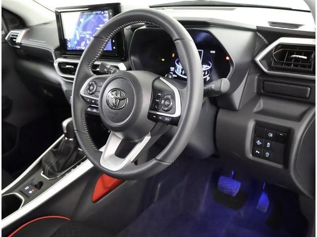 �h���C�o�[�Ɋ��Y�����K�ȑ���t�B�[���������炷�X�e�A�����O�ł��B