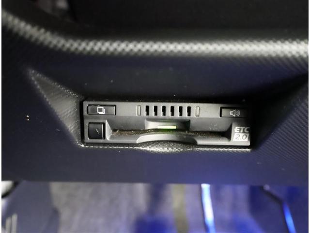 ���������X���[�X�ɒʉ߂ł���d�s�b�t���B