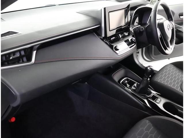 ���ʂ��̂悢��������Ƃ������E�ŁA�N�ł��^�]���₷���ł��B�^�]�̂��₷���͔��ɂ����ɂ��q����܂����