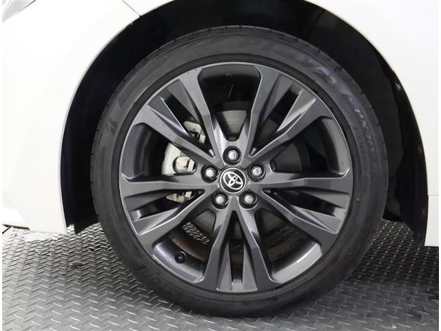 �X�|�[�e�B�Ȉ�ۂ�^���鏃���z�C�[���ł��B�ǂ��܂ł������Ă��������Ȃ�悤�ȃf�U�C���ł��ˁ�