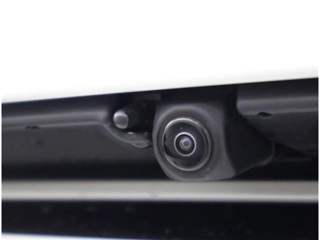 クラウンスポーツ ＲＳ　４ＷＤ　フルセグ　メモリーナビ　バックカメラ　衝突被害軽減システム　ＥＴＣ　ドラレコ　ＬＥＤヘッドランプ　ワンオーナー　フルエアロ（8枚目）