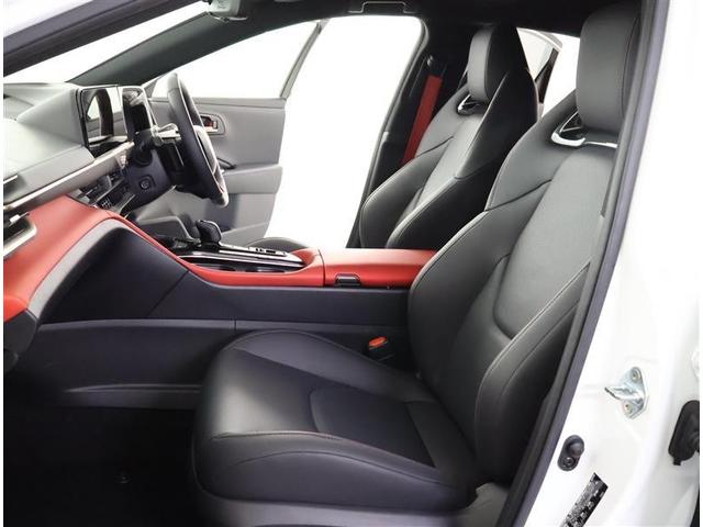 クラウンスポーツ ＲＳ　４ＷＤ　フルセグ　メモリーナビ　バックカメラ　衝突被害軽減システム　ＥＴＣ　ドラレコ　ＬＥＤヘッドランプ　ワンオーナー　フルエアロ（10枚目）