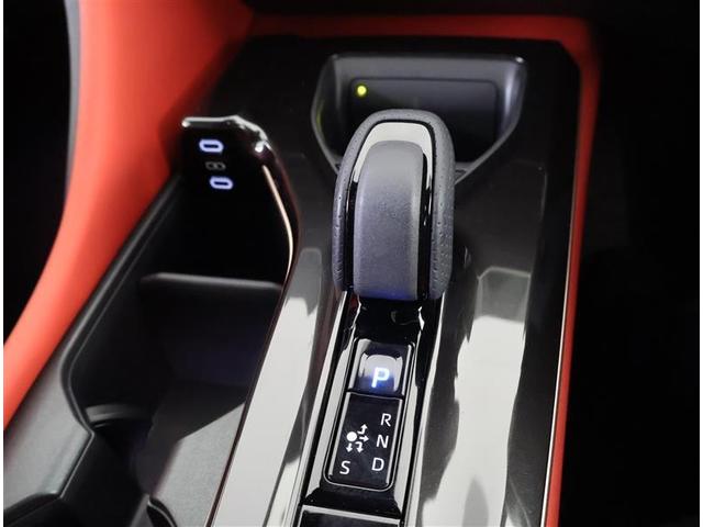 クラウンスポーツ ＲＳ　４ＷＤ　フルセグ　メモリーナビ　バックカメラ　衝突被害軽減システム　ＥＴＣ　ドラレコ　ＬＥＤヘッドランプ　ワンオーナー　フルエアロ（23枚目）