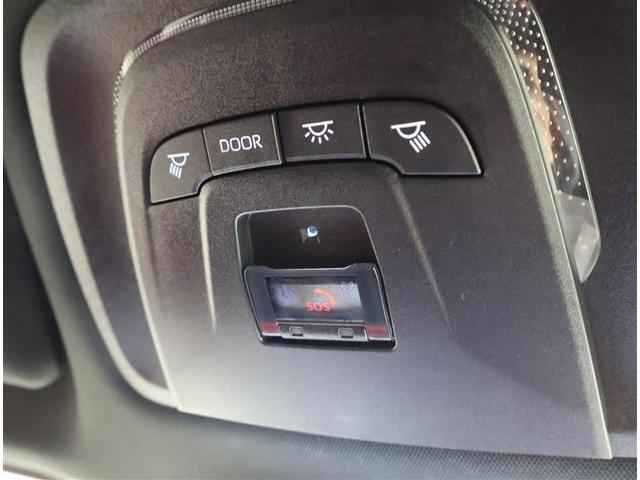 クラウンスポーツ ＲＳ　４ＷＤ　フルセグ　メモリーナビ　バックカメラ　衝突被害軽減システム　ＥＴＣ　ドラレコ　ＬＥＤヘッドランプ　ワンオーナー　フルエアロ（33枚目）