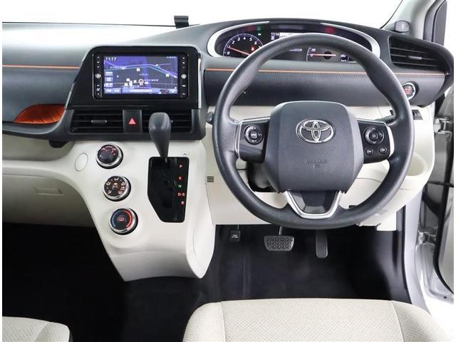 シエンタ Ｘ　フルセグ　メモリーナビ　ＤＶＤ再生　バックカメラ　衝突被害軽減システム　ＥＴＣ　ドラレコ　電動スライドドア　乗車定員７人　３列シート　ワンオーナー　アイドリングストップ（4枚目）