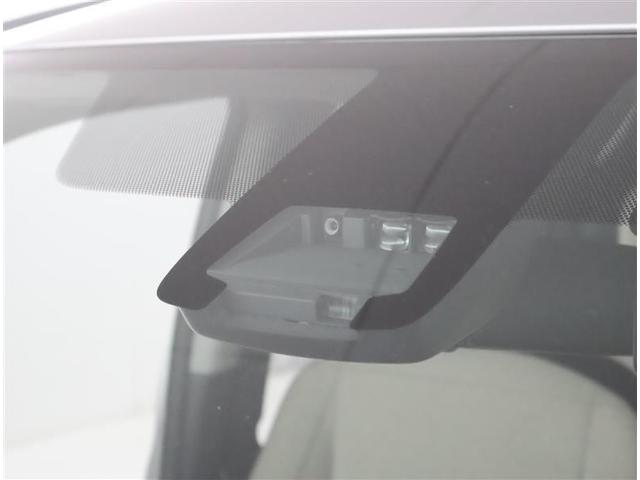 シエンタ Ｘ　フルセグ　メモリーナビ　ＤＶＤ再生　バックカメラ　衝突被害軽減システム　ＥＴＣ　ドラレコ　電動スライドドア　乗車定員７人　３列シート　ワンオーナー　アイドリングストップ（9枚目）