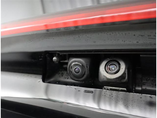 プリウス Ｚ　４ＷＤ　フルセグ　メモリーナビ　バックカメラ　衝突被害軽減システム　ＥＴＣ　ドラレコ　ＬＥＤヘッドランプ　ワンオーナー　フルエアロ（8枚目）