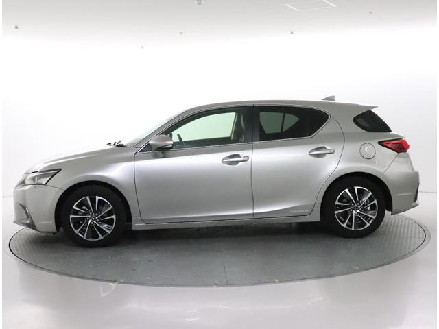 CT200h バージョンC フルセグメモリーナビ ドラブレコーダー 衝突軽減ブレーキシステム パワーシート ヘッドランプLED スマートキー ETCビルトイン バックモニター ワンオーナー車(2枚目)