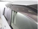 純正サイドバイザー。
