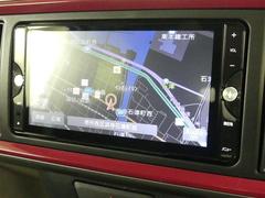 純正ナビを装備。タッチパネル式で使いやすく、お出かけもラクラクです。 6