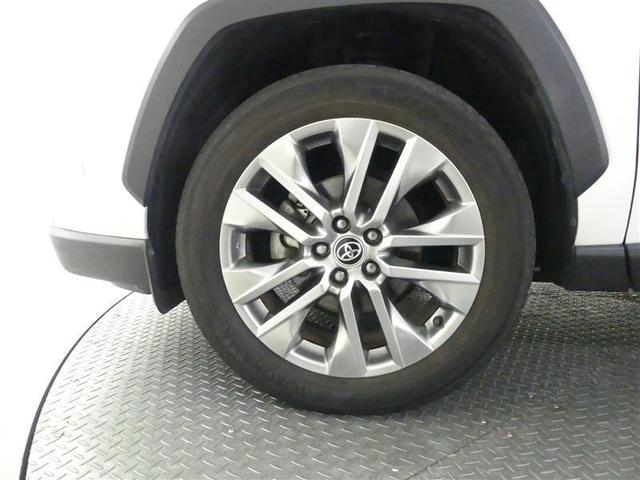 ＲＡＶ４ Ｇ　Ｚパッケージ　サンルーフ　４ＷＤ　フルセグ　メモリーナビ　ＤＶＤ再生　バックカメラ　衝突被害軽減システム　ＥＴＣ　ＬＥＤヘッドランプ　ワンオーナー（17枚目）