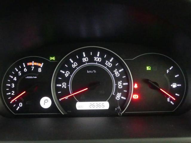 ノア Ｘ　フルセグ　メモリーナビ　ＤＶＤ再生　後席モニター　バックカメラ　衝突被害軽減システム　ＥＴＣ　電動スライドドア　ＬＥＤヘッドランプ　ウオークスルー　乗車定員７人　３列シート　ワンオーナー（5枚目）