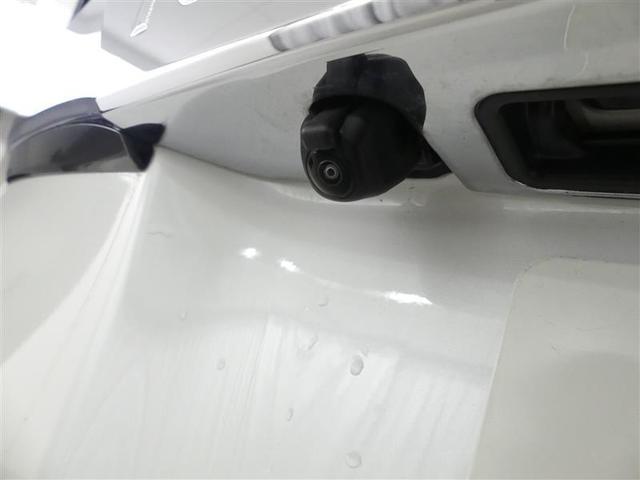 ノア Ｘ　フルセグ　メモリーナビ　ＤＶＤ再生　後席モニター　バックカメラ　衝突被害軽減システム　ＥＴＣ　電動スライドドア　ＬＥＤヘッドランプ　ウオークスルー　乗車定員７人　３列シート　ワンオーナー（8枚目）