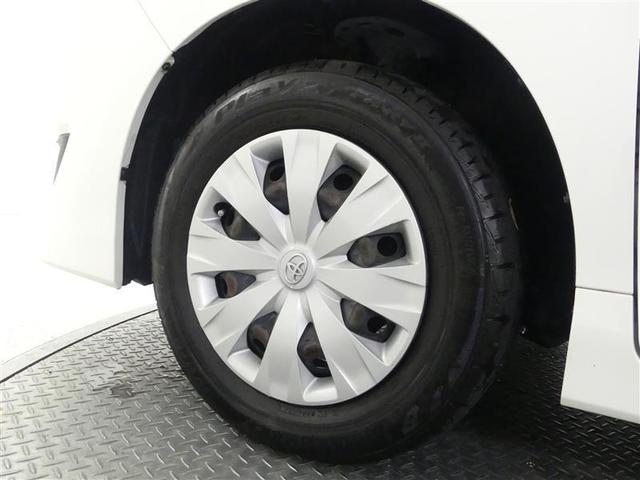 ノア Ｘ　フルセグ　メモリーナビ　ＤＶＤ再生　後席モニター　バックカメラ　衝突被害軽減システム　ＥＴＣ　電動スライドドア　ＬＥＤヘッドランプ　ウオークスルー　乗車定員７人　３列シート　ワンオーナー（17枚目）