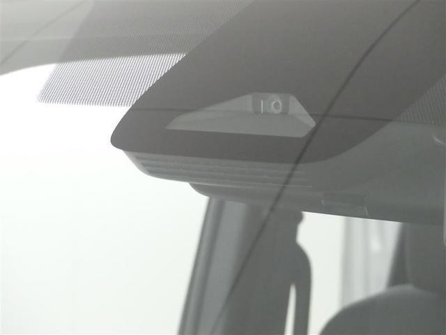 ヴォクシー ハイブリッドS-G フルセグ メモリーナビ DVD再生 後席モニター バックカメラ 衝突被害軽減システム ETC ドラレコ 両側電動スライド LEDヘッドランプ 乗車定員8人 3列シート ワンオーナー(9枚目)