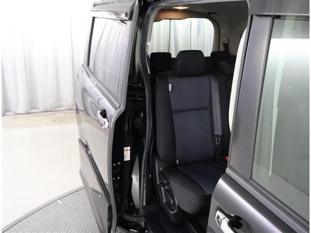 ヴォクシー ZS フルセグ メモリーナビ DVD再生 後席モニター バックカメラ ETC 両側電動スライド LEDヘッドランプ ウオークスルー 乗車定員8人 3列シート ワンオーナー フルエアロ アイドリングストップ(10枚目)