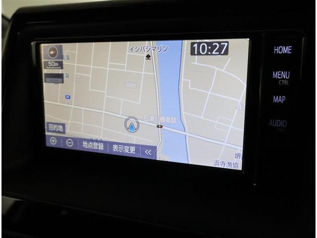 純正ナビを装備。タッチパネル式で使いやすく、お出かけもラクラクです。