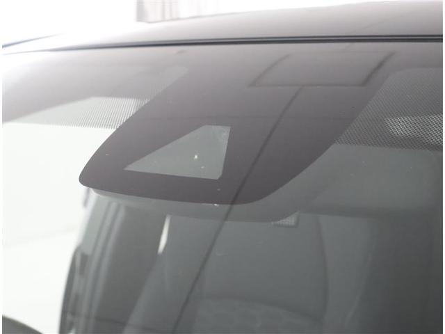 カローラスポーツ ハイブリッドＧ　フルセグ　メモリーナビ　ＤＶＤ再生　バックカメラ　衝突被害軽減システム　ＥＴＣ　ＬＥＤヘッドランプ　ワンオーナー　フルエアロ（9枚目）