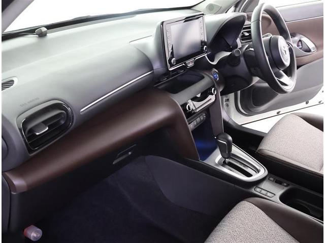 ヤリスクロス ハイブリッドＺ　フルセグ　メモリーナビ　ＤＶＤ再生　バックカメラ　衝突被害軽減システム　ＥＴＣ　ドラレコ　ＬＥＤヘッドランプ　ワンオーナー（15枚目）