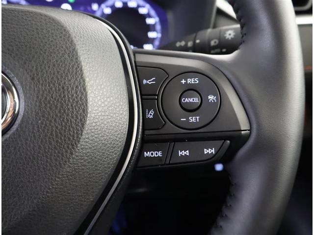 レーダークルーズコントロール（全車速追従機能付）付きです。車速に応じて追従支援してくれるので、ロングドライブも快適です。詳細は販売店スタッフまでおたずねください。