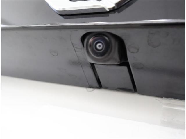 ヴォクシー Ｓ－Ｚ　フルセグ　メモリーナビ　ＤＶＤ再生　バックカメラ　衝突被害軽減システム　ＥＴＣ　両側電動スライド　ＬＥＤヘッドランプ　乗車定員７人　３列シート　ワンオーナー（7枚目）