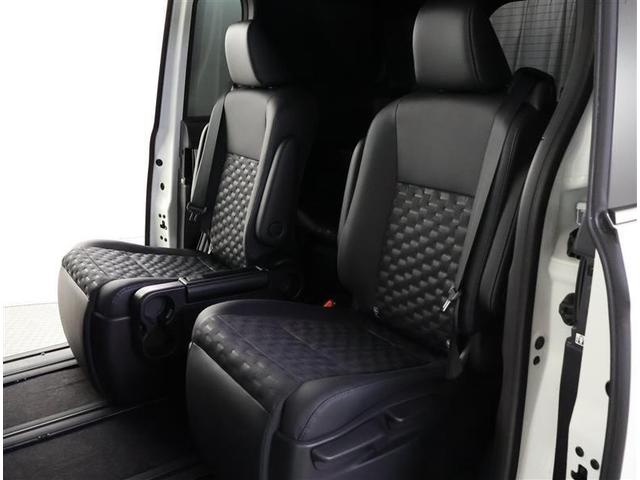 ヴォクシー Ｓ－Ｚ　フルセグ　メモリーナビ　ＤＶＤ再生　バックカメラ　衝突被害軽減システム　ＥＴＣ　両側電動スライド　ＬＥＤヘッドランプ　乗車定員７人　３列シート　ワンオーナー（13枚目）