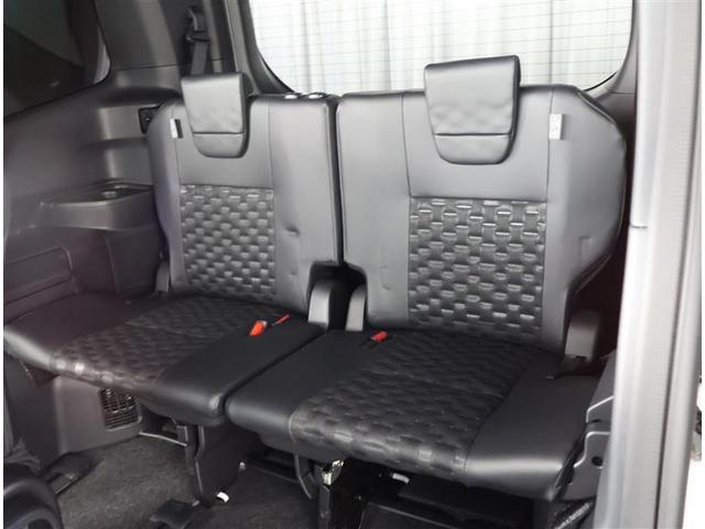 ヴォクシー Ｓ－Ｚ　フルセグ　メモリーナビ　ＤＶＤ再生　バックカメラ　衝突被害軽減システム　ＥＴＣ　両側電動スライド　ＬＥＤヘッドランプ　乗車定員７人　３列シート　ワンオーナー（14枚目）