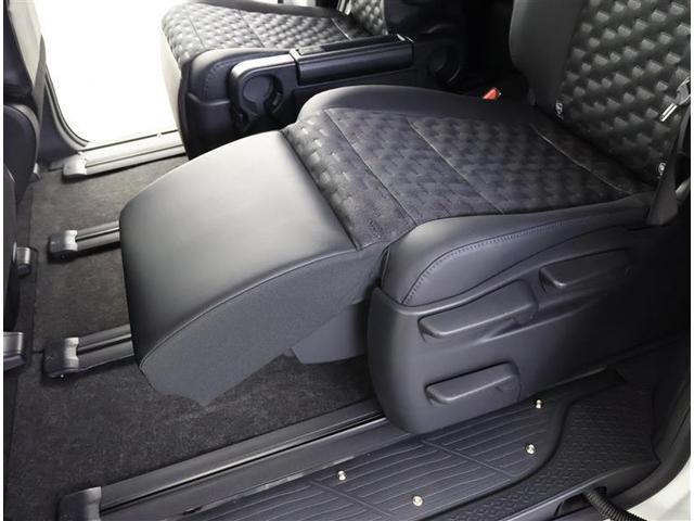 ヴォクシー Ｓ－Ｚ　フルセグ　メモリーナビ　ＤＶＤ再生　バックカメラ　衝突被害軽減システム　ＥＴＣ　両側電動スライド　ＬＥＤヘッドランプ　乗車定員７人　３列シート　ワンオーナー（28枚目）