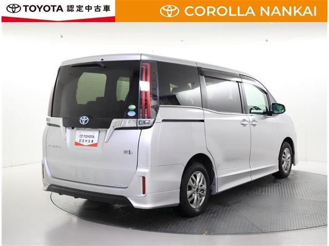 エスクァイア ハイブリッドＧｉ　フルセグ　メモリーナビ　ＤＶＤ再生　後席モニター　バックカメラ　衝突被害軽減システム　ＥＴＣ　両側電動スライド　ＬＥＤヘッドランプ　乗車定員７人　３列シート　ワンオーナー　フルエアロ（3枚目）