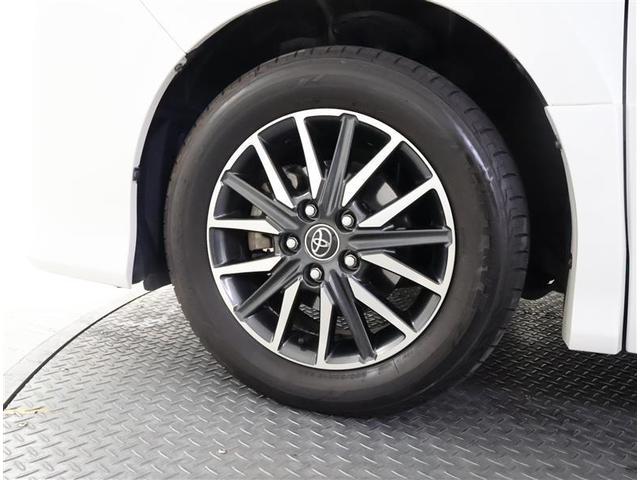 �X�|�[�e�B�Ȉ�ۂ�^���鏃���z�C�[���ł��B�ǂ��܂ł������Ă��������Ȃ�悤�ȃf�U�C���ł��ˁ�