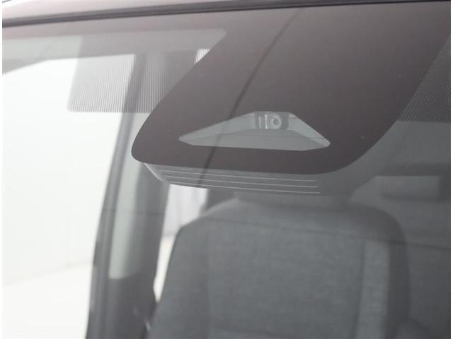 シエンタ ハイブリッドＺ　フルセグ　メモリーナビ　バックカメラ　衝突被害軽減システム　ＥＴＣ　ドラレコ　両側電動スライド　ＬＥＤヘッドランプ　乗車定員７人　３列シート　ワンオーナー（9枚目）