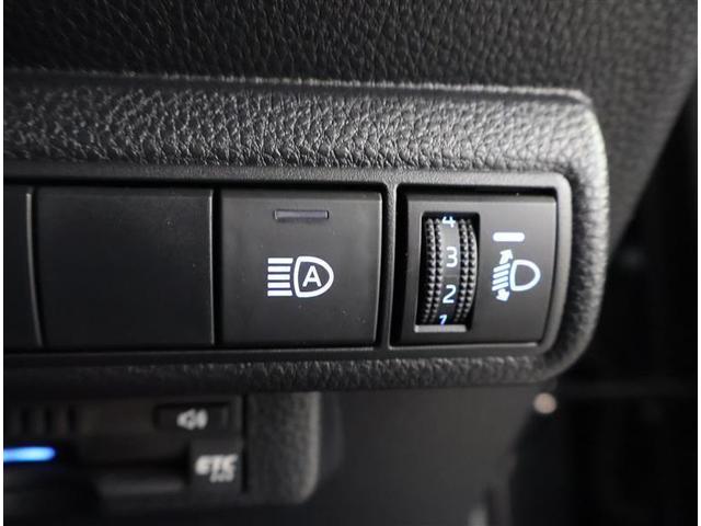 �I�[�g�}�`�b�N�n�C�r�[���Ƃ́A��s�Ԃ�Ό��Ԃ̃��C�g��F�����A�n�C�r�[���ƃ��[�r�[���������Ő؂�ւ���@�\�ł��B�铹�̎��E���m�ۂ��܂��B�ڍׂ͔̔��X�X�^�b�t�܂ł������˂��������B