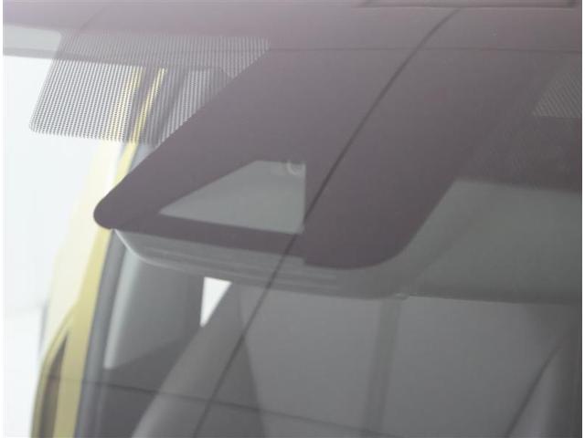 �T�|�J�[�r�Ƃ́A�Փ˔�Q�y���u���[�L�ɉ����āA����҂ɑ����ƌ����Ă��铥�݊ԈႢ���̖h�~���T�|�[�g����@�\�ł��B�ڂ����͔̔��X�X�^�b�t�܂ł������˂��������B