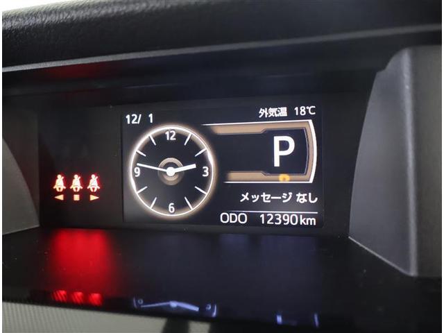 ���ꊴ�̂���������ꂽ�f�U�C���̃C���p�l�B����p�l�����h���C�o�[�𒆐S�Ƃ����z�u�ł��B